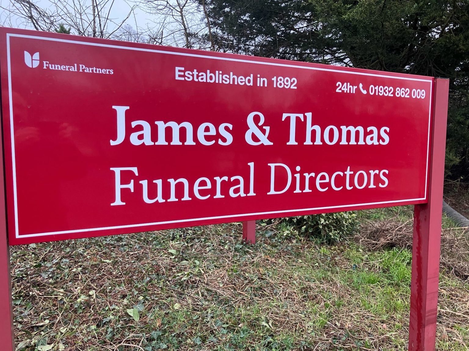 James & Thomas Funeral Directors | Cobham, New Haw, Merrow Heights, St